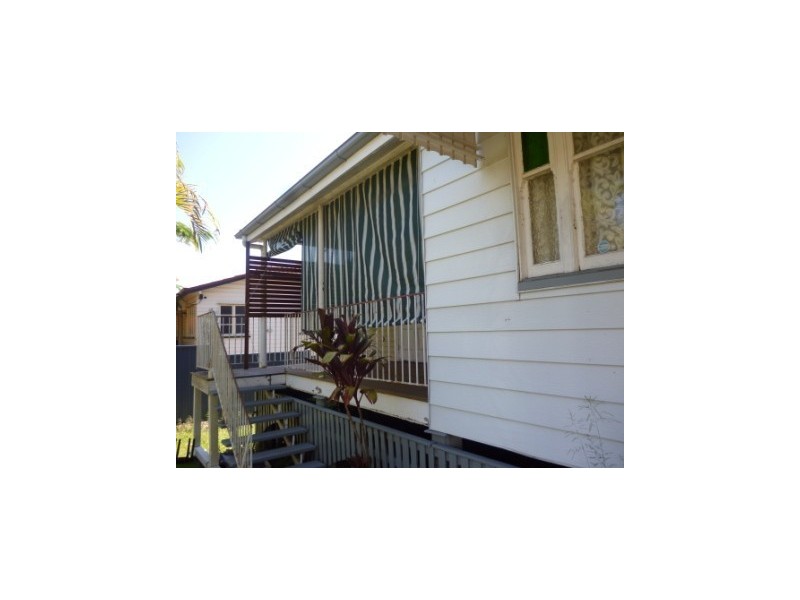12 Cramb Street, Eastern Heights QLD 4305