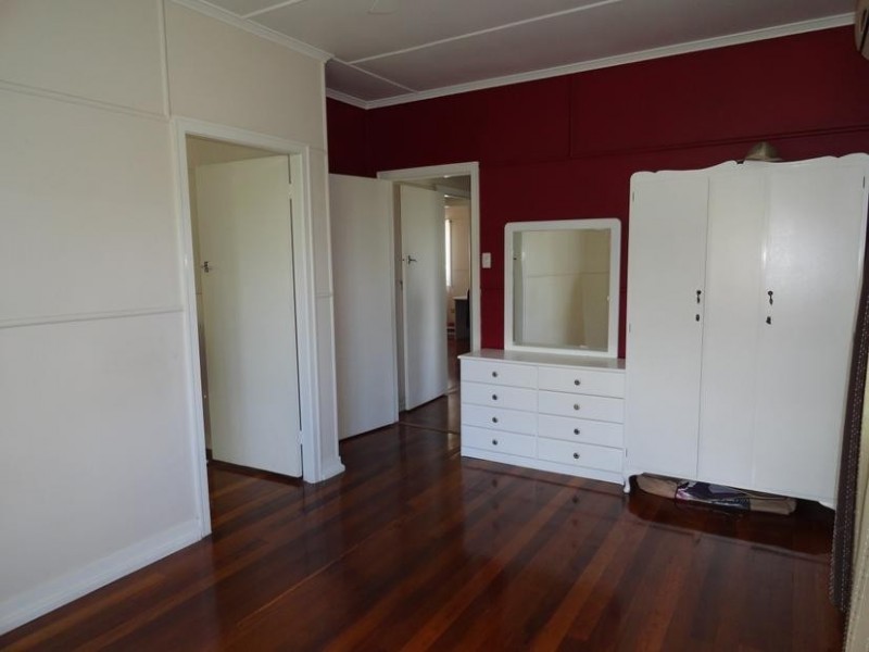 30 Minnis Street, Eastern Heights QLD 4305