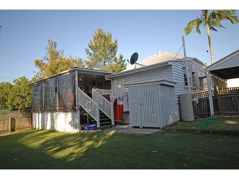 41 Frederick Street, Newtown QLD 4305