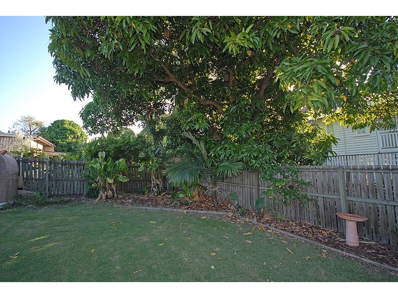 41 Frederick Street, Newtown QLD 4305