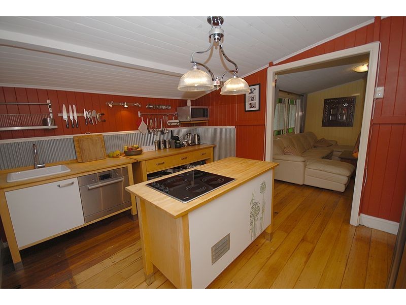 41 Frederick Street, Newtown QLD 4305