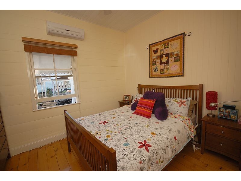 41 Frederick Street, Newtown QLD 4305