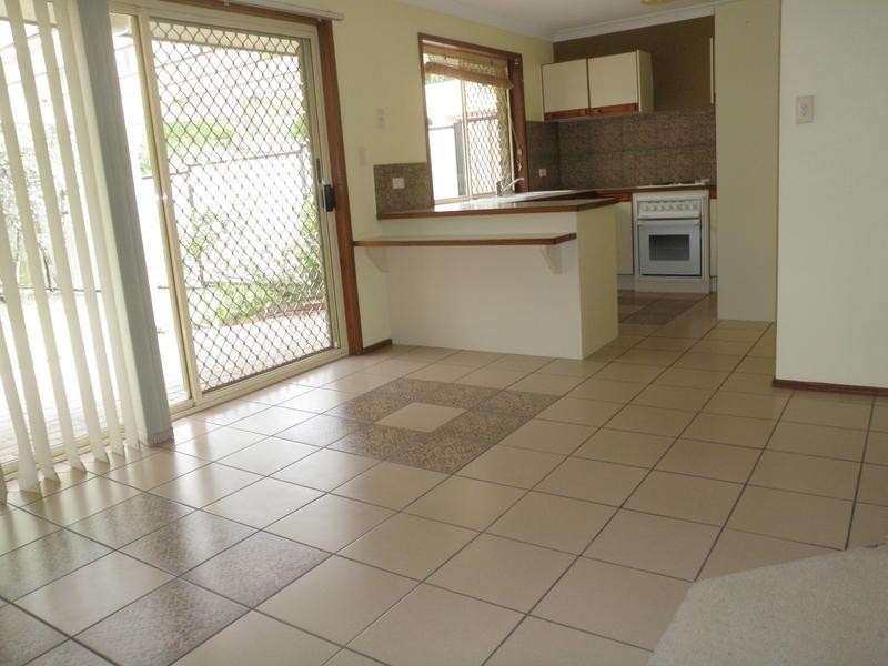 2/10 Phantom Court, Brassall QLD 4305