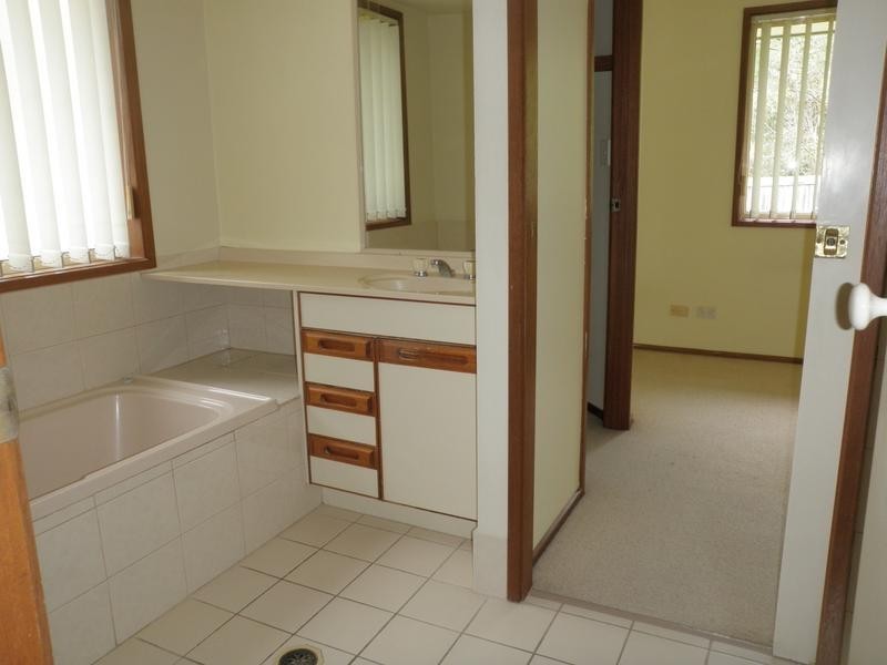 2/10 Phantom Court, Brassall QLD 4305