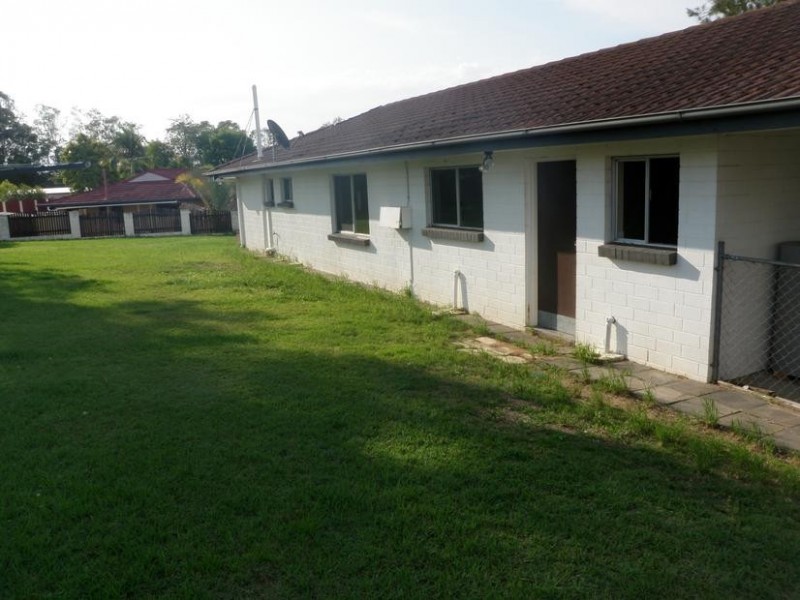 5 Barret Street, Flinders View QLD 4305