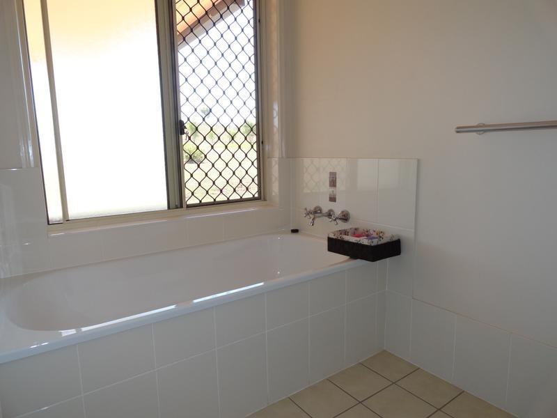 10 Sheridan Court, Willowbank QLD 4306