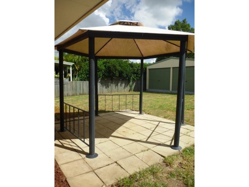 14 Colonial Court, Raceview QLD 4305