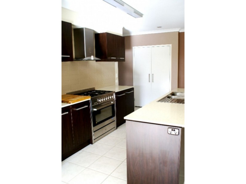 5 Dalewood Place, Fernvale QLD 4306