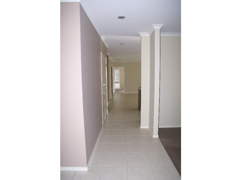 5 Dalewood Place, Fernvale QLD 4306