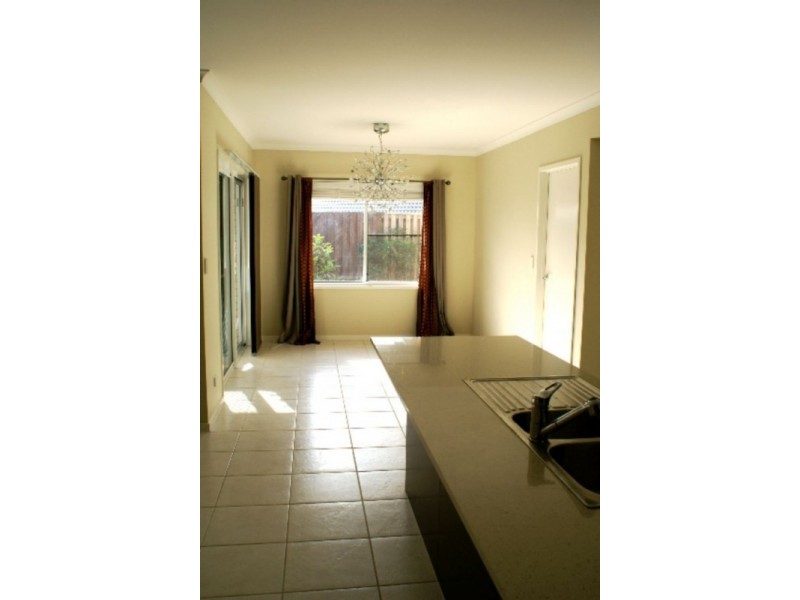 5 Dalewood Place, Fernvale QLD 4306