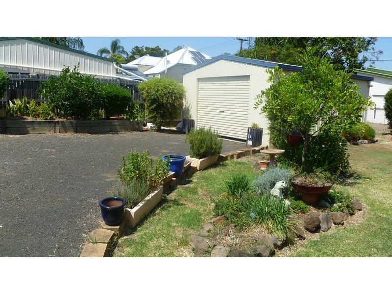 20 Walters Street, Lowood QLD 4311