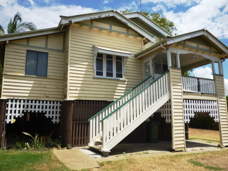 12 Michel Street, Lowood QLD 4311