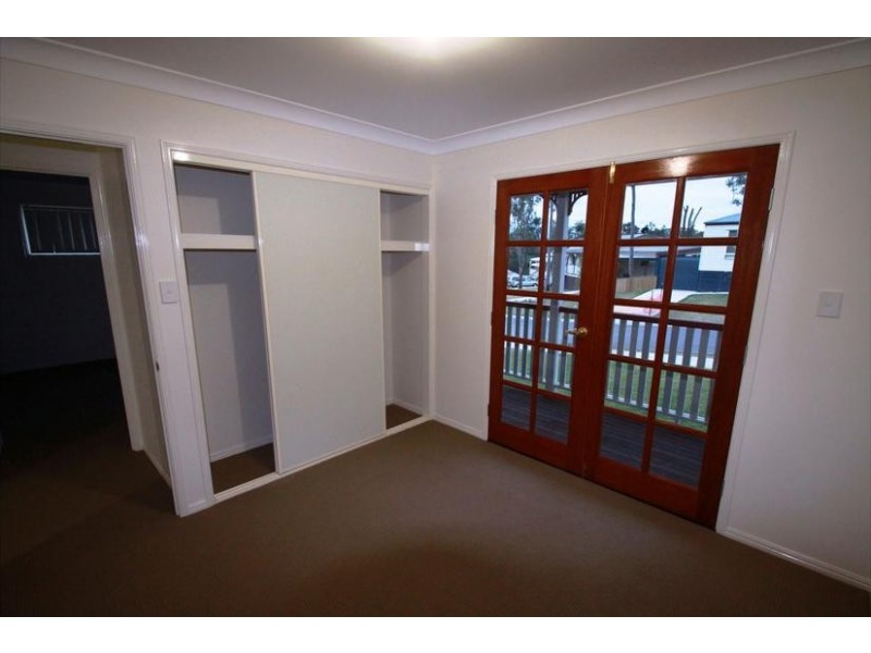 10 Chalmers Place, North Ipswich QLD 4305