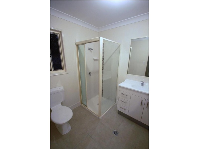 10 Chalmers Place, North Ipswich QLD 4305