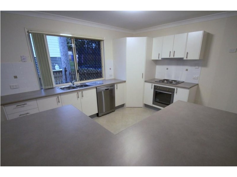 10 Chalmers Place, North Ipswich QLD 4305
