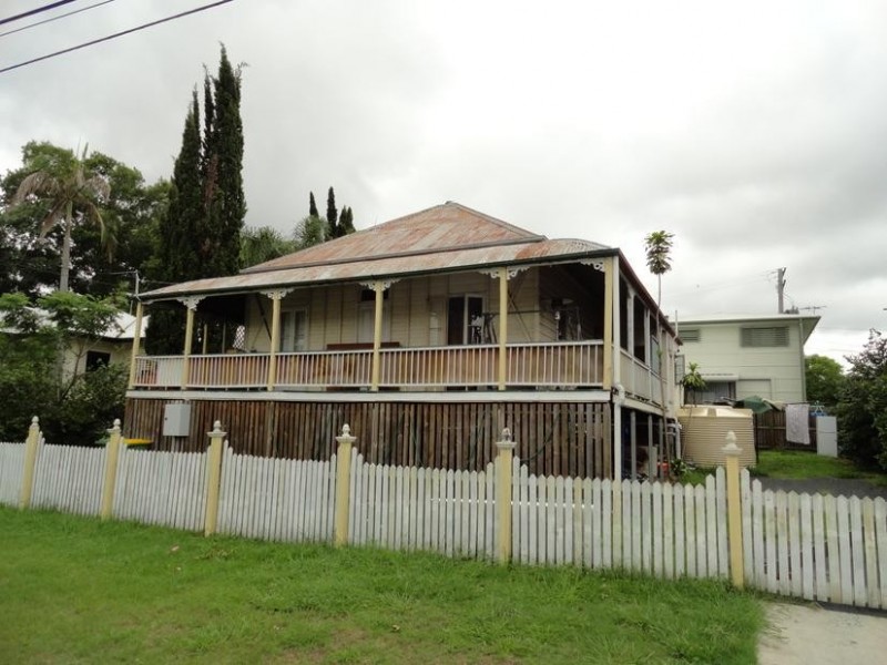 5 Barker Street, Ipswich QLD 4305
