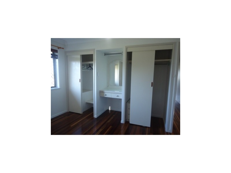 43 Edwards Street, Flinders View QLD 4305