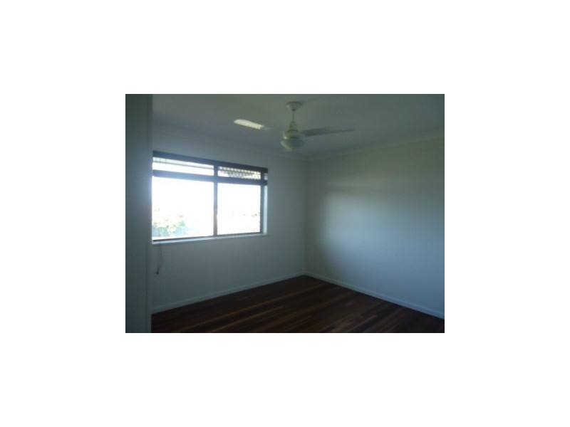 43 Edwards Street, Flinders View QLD 4305