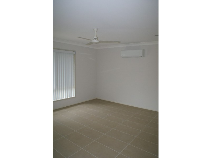 2/1B Edith Drive, North Ipswich QLD 4305