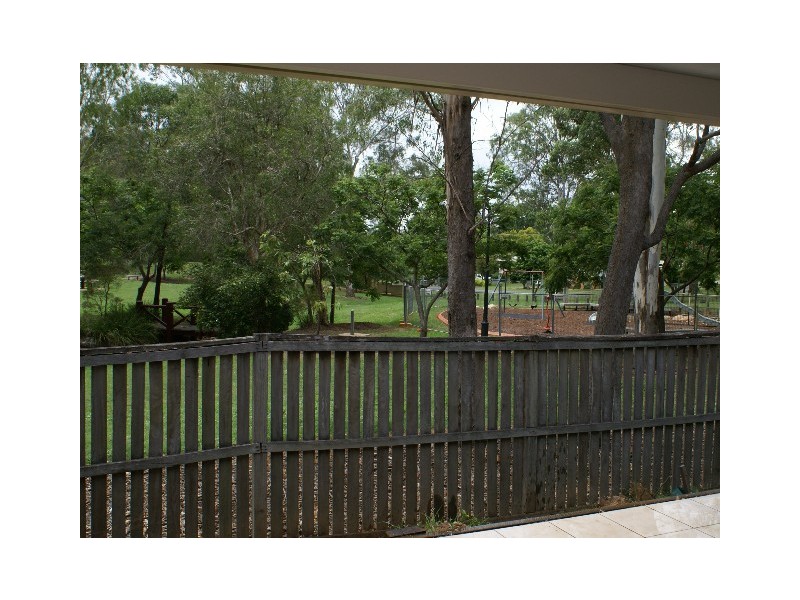 2/1B Edith Drive, North Ipswich QLD 4305