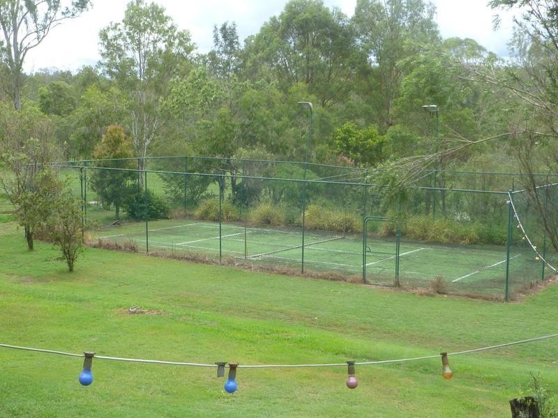 196 Holdsworth Road, Chuwar QLD 4306
