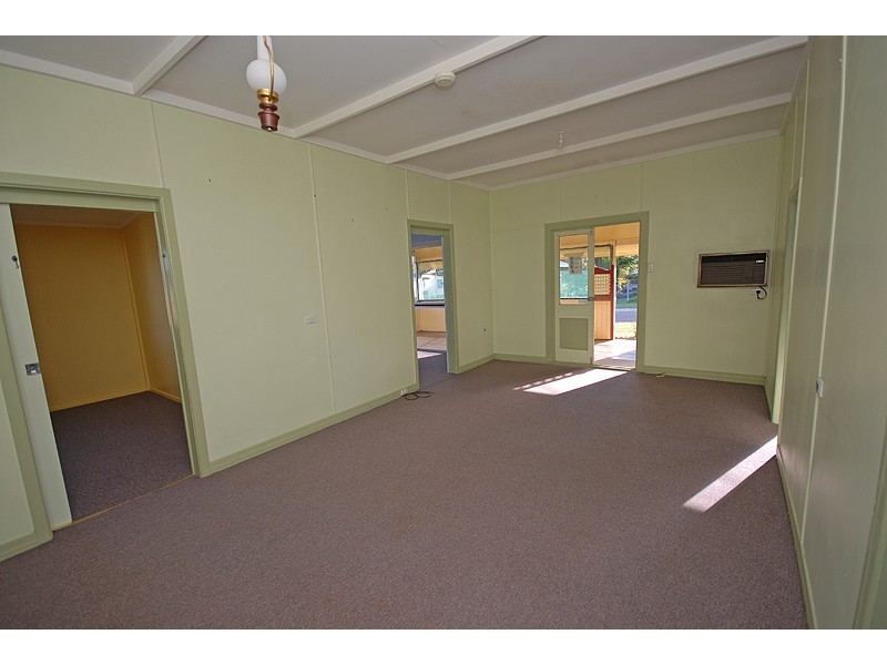 44 Vineyard Street, One Mile QLD 4305