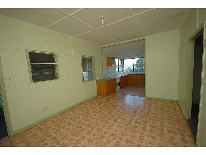 44 Vineyard Street, One Mile QLD 4305