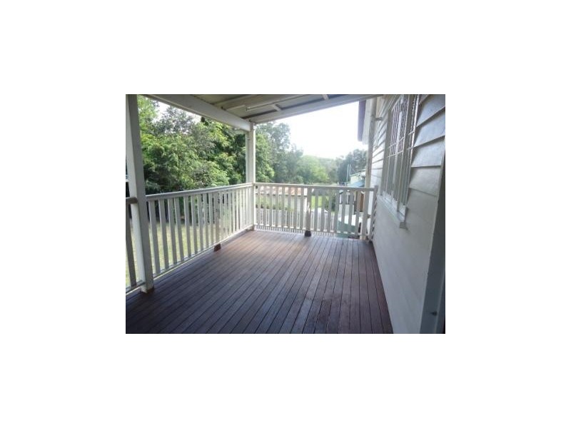 77 Warwick Rd, Ipswich QLD 4305
