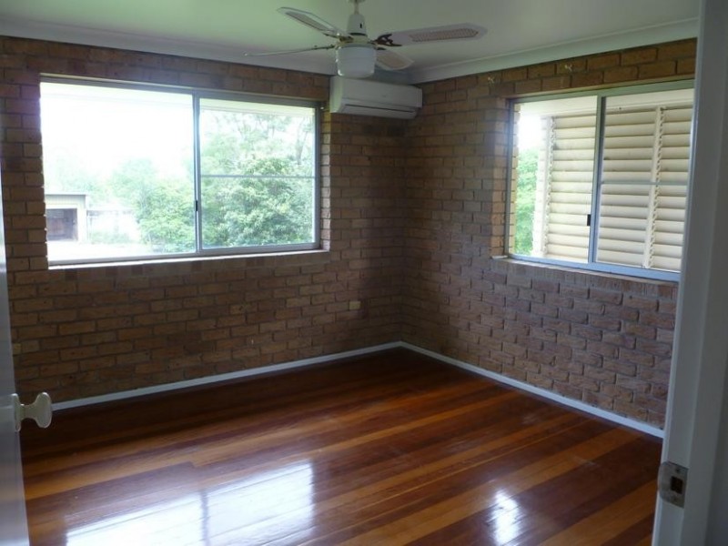 60 Nelson Street, Bundamba QLD 4304