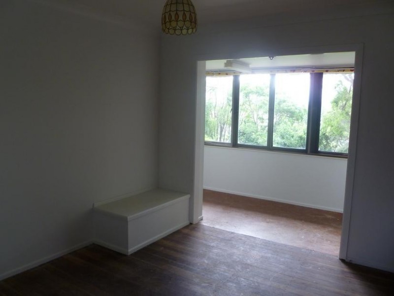 60 Nelson Street, Bundamba QLD 4304
