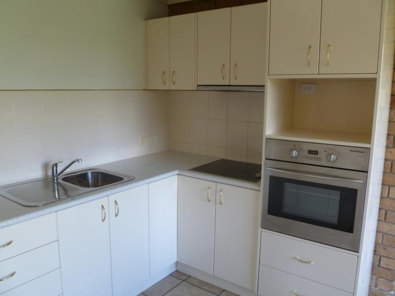 60 Nelson Street, Bundamba QLD 4304