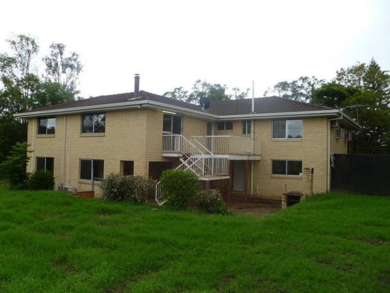 60 Nelson Street, Bundamba QLD 4304