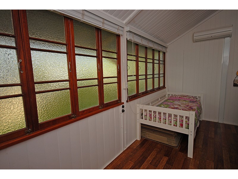 104 Thorn Street, Ipswich QLD 4305