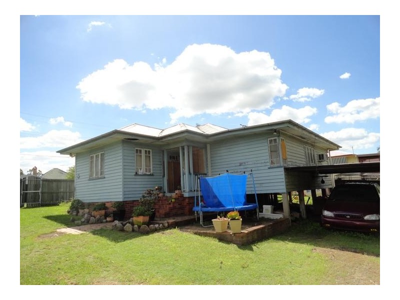 15 Joseph Street, Dinmore QLD 4303