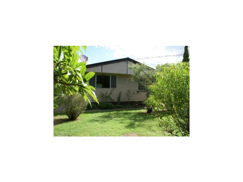 20 Jardine Street, Leichhardt QLD 4305