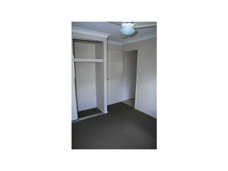 16 McInnes Street, Lowood QLD 4311