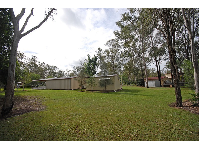 15 Kipara Road, Thagoona QLD 4306
