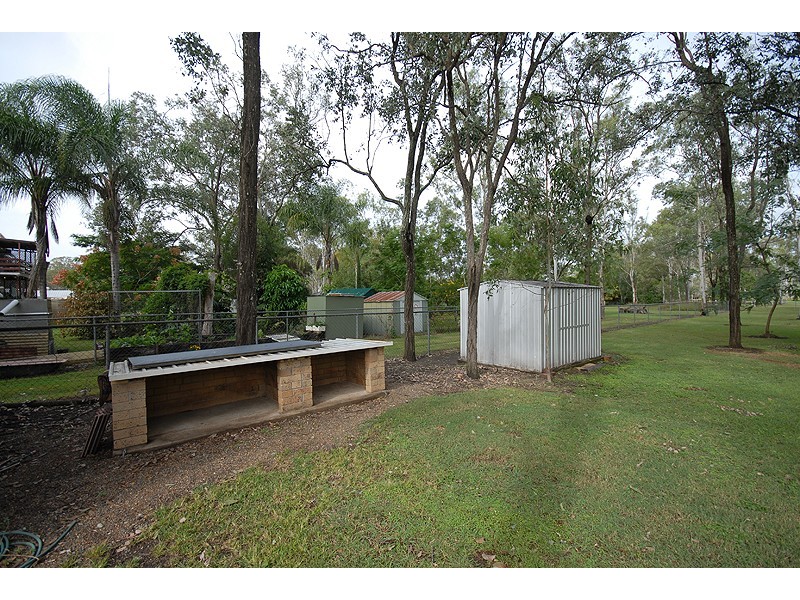 15 Kipara Road, Thagoona QLD 4306
