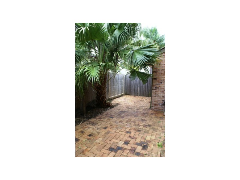 2/43 South Station Road, Booval QLD 4304