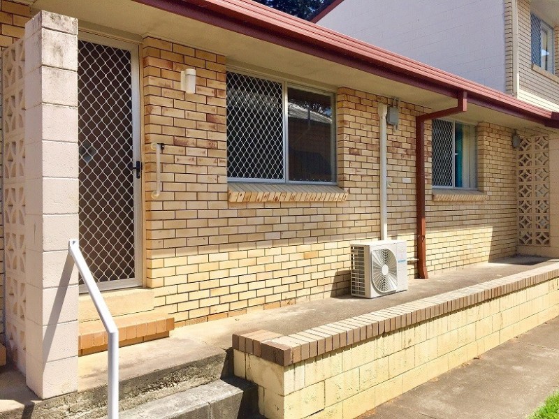 2/61 Ellenborough Street, Ipswich QLD 4305