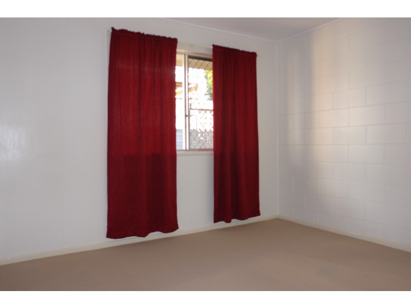 2/61 Ellenborough Street, Ipswich QLD 4305