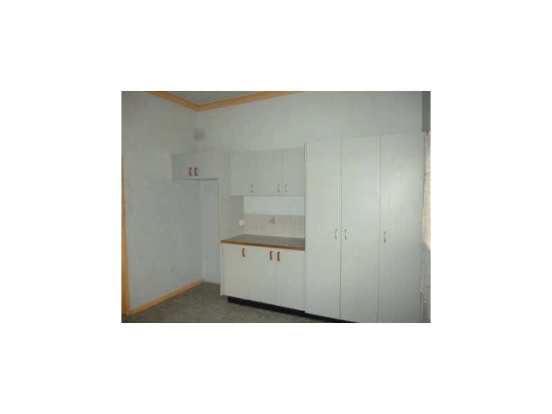 9 Challinor Street, Sadliers Crossing QLD 4305