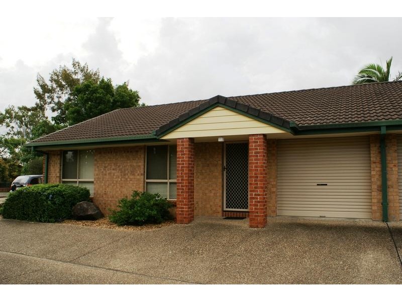 1/4 Rosegum Place, Redbank Plains QLD 4301