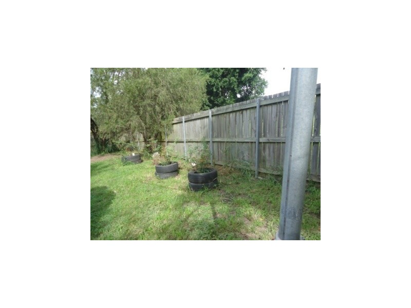 4 Hanran Court, Bundamba QLD 4304