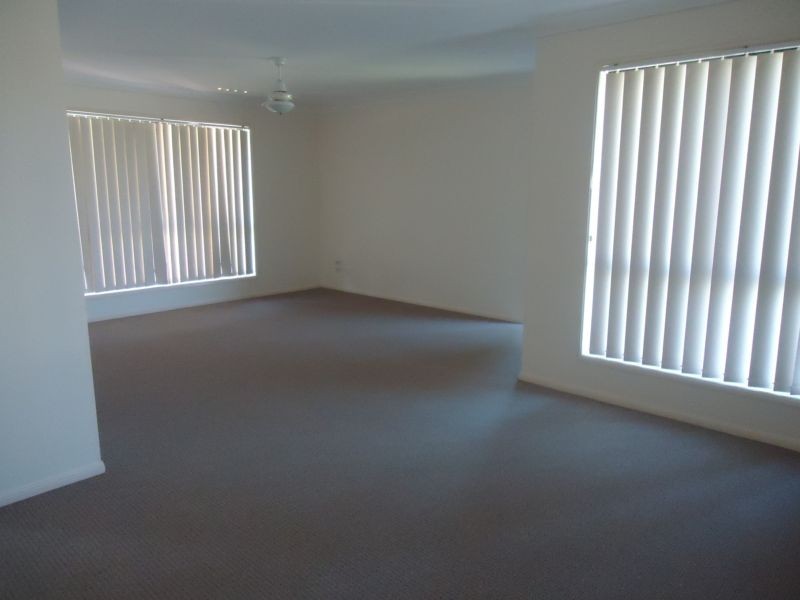 51 Rockman Drive, Raceview QLD 4305