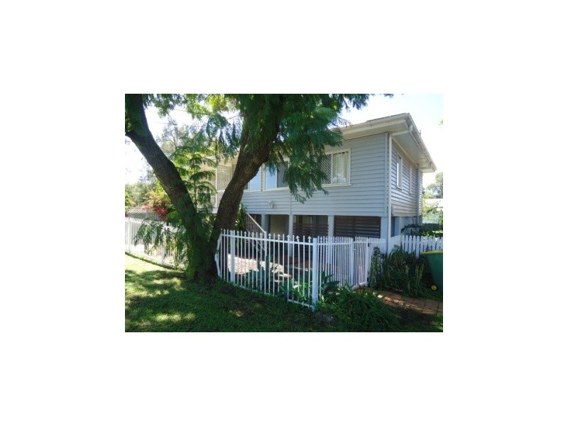 17 James Street, East Ipswich QLD 4305