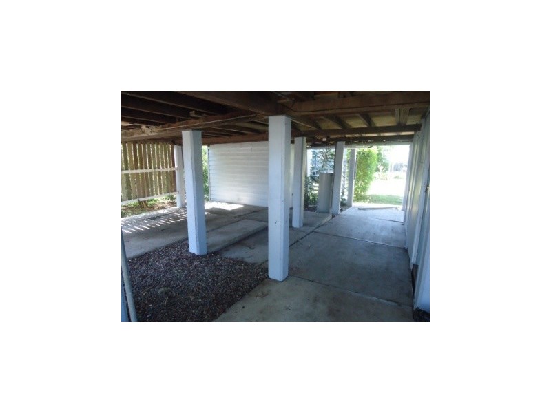 17 James Street, East Ipswich QLD 4305