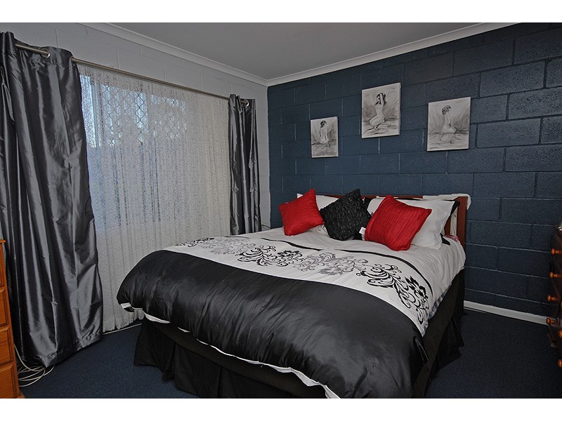 9 School Street, Rosewood QLD 4340