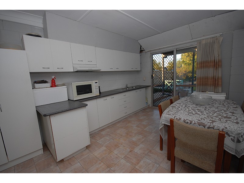 9 School Street, Rosewood QLD 4340