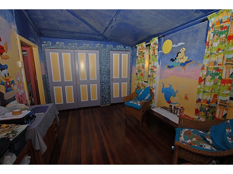 9 School Street, Rosewood QLD 4340